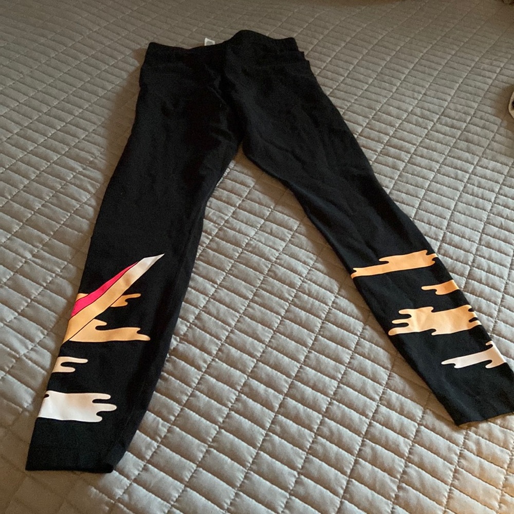 Nike Workout Leggings size Small